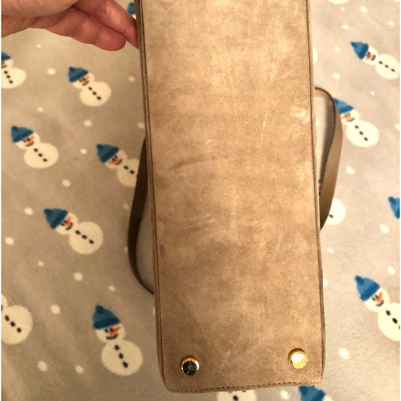 Salvatore Ferragamo Vera Suede Leather 2way Crossbody Handbag - Picture 4 of 10